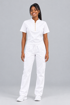 Uniforme blanco - pose frontal