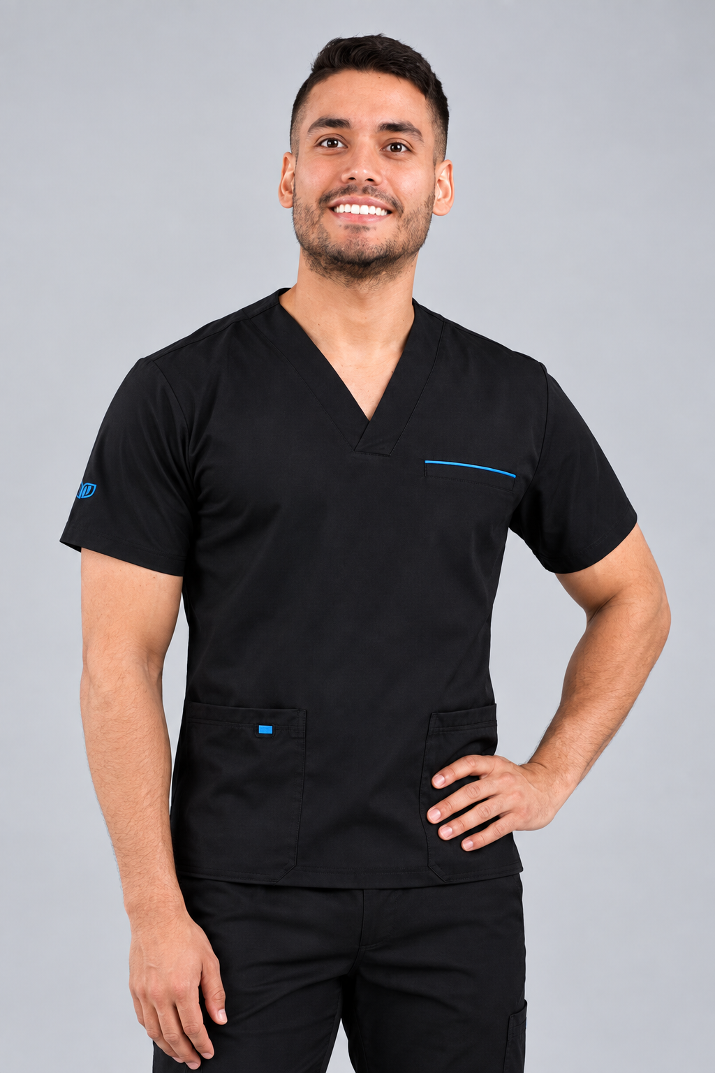Uniforme negro - medio cuerpo